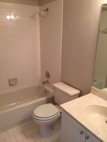 17977 SW 8th Street, Pembroke Pines, FL 33029