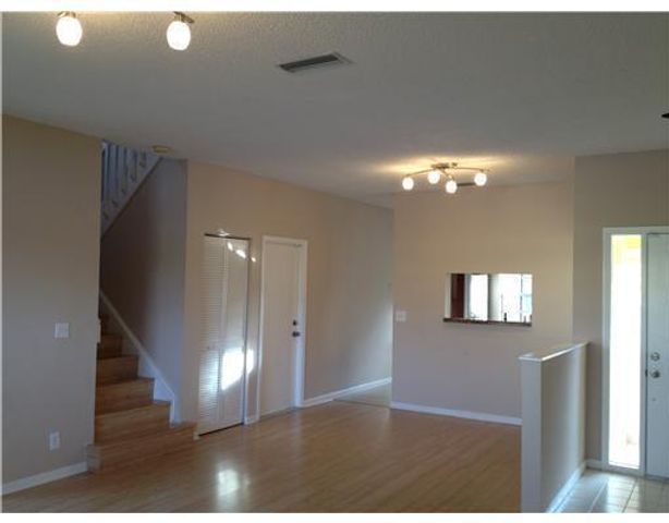 17977 SW 8th Street, Pembroke Pines, FL 33029