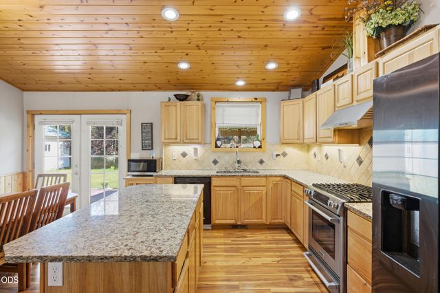 15956 Mt View Lane, La Pine, OR 97739