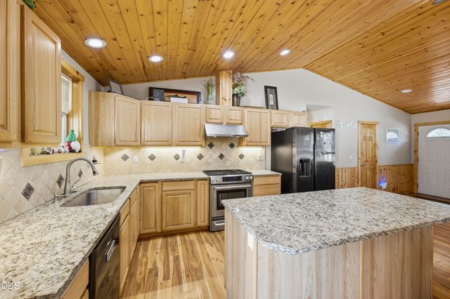 15956 Mt View Lane, La Pine, OR 97739