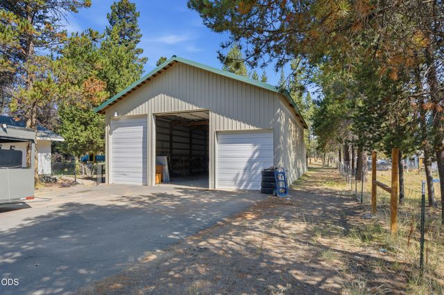 15956 Mt View Lane, La Pine, OR 97739