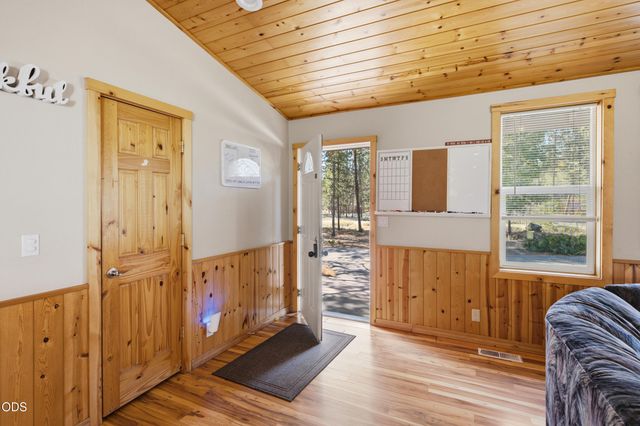 15956 Mt View Lane, La Pine, OR 97739
