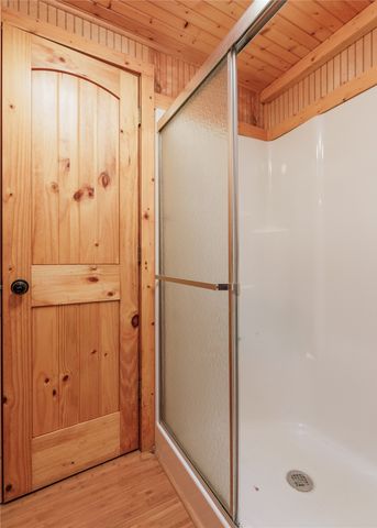 1221 County Road 3115, Bonham, TX 75418