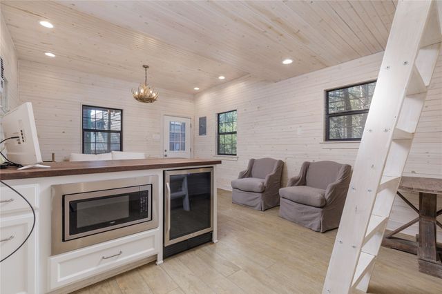 1221 County Road 3115, Bonham, TX 75418