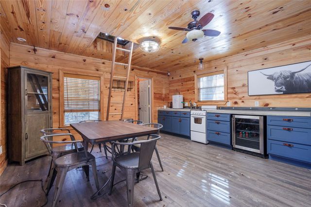 1221 County Road 3115, Bonham, TX 75418