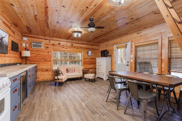 1221 County Road 3115, Bonham, TX 75418