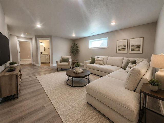 722 Sequoia Drive, Altoona, WI 54720