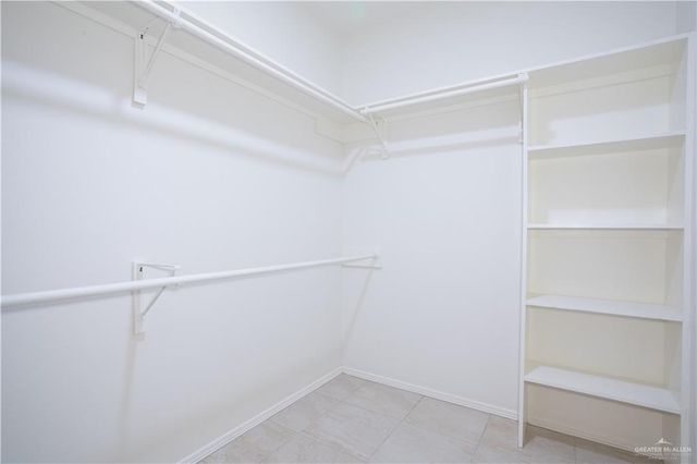 2325 N Peking Street, Mcallen, TX 78501