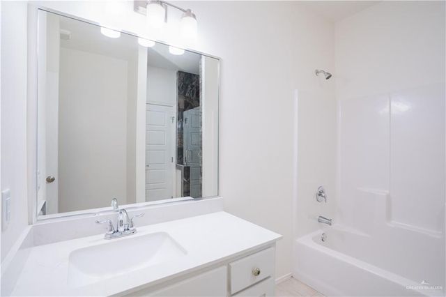 2325 N Peking Street, Mcallen, TX 78501