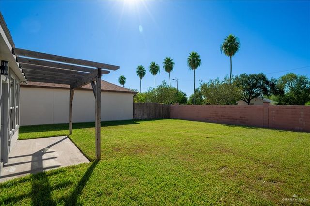 2325 N Peking Street, Mcallen, TX 78501