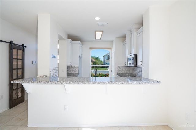 2325 N Peking Street, Mcallen, TX 78501