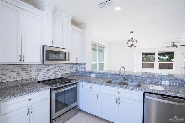 2325 N Peking Street, Mcallen, TX 78501