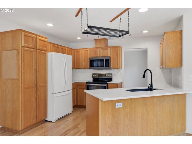 1625 Se 71ST Ave, Hillsboro, OR 97123