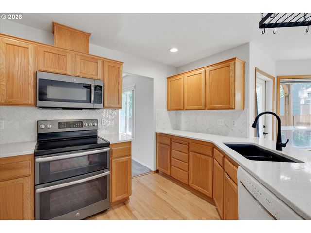 1625 Se 71ST Ave, Hillsboro, OR 97123