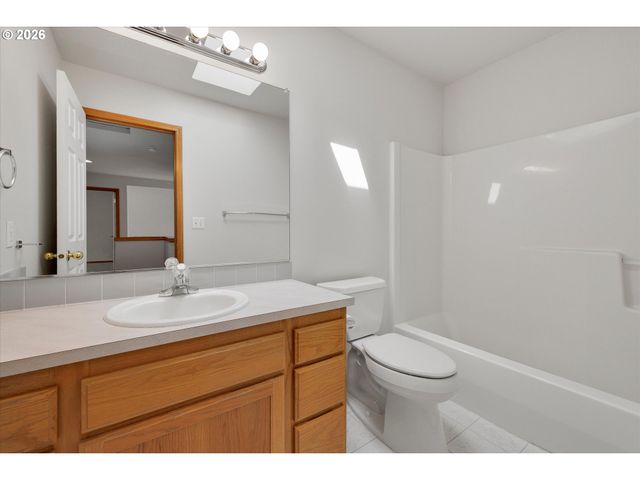 1625 Se 71ST Ave, Hillsboro, OR 97123