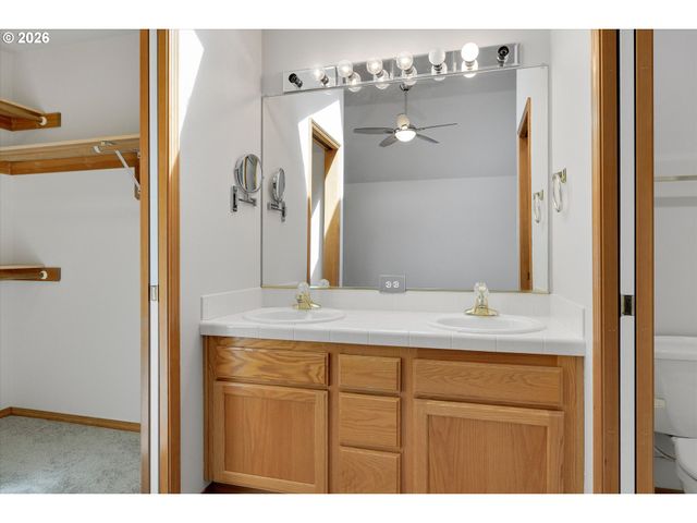 1625 Se 71ST Ave, Hillsboro, OR 97123