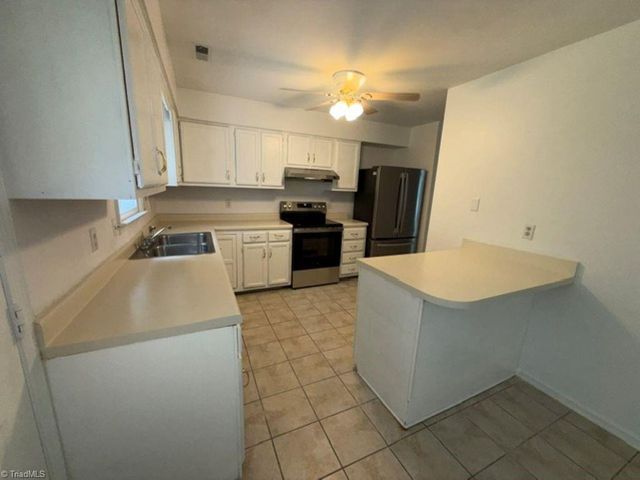 3817 Waynoka Drive, Greensboro, NC 27410