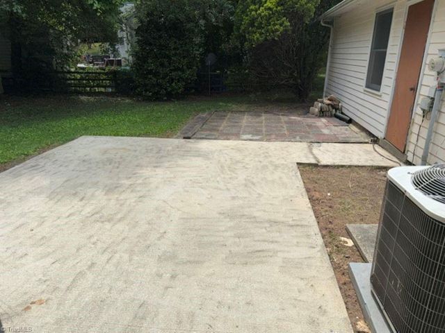 3817 Waynoka Drive, Greensboro, NC 27410