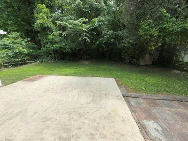 3817 Waynoka Drive, Greensboro, NC 27410