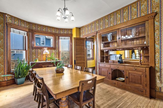 930 3rd Avenue, Eau Claire, WI 54703