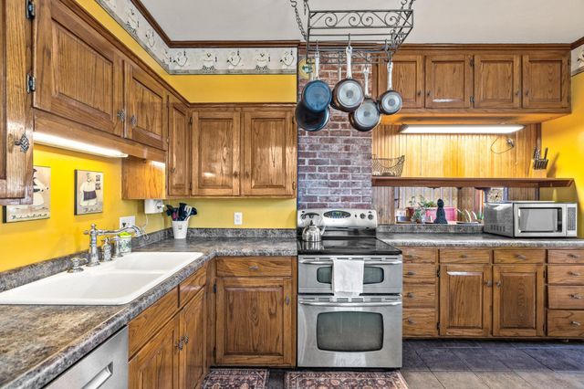 930 3rd Avenue, Eau Claire, WI 54703