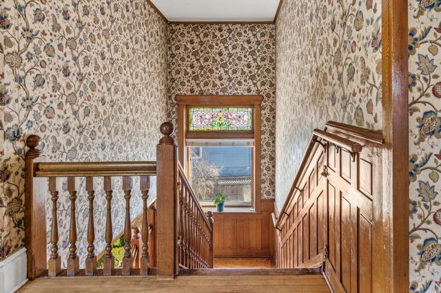 930 3rd Avenue, Eau Claire, WI 54703