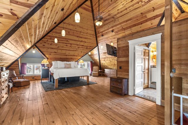 930 3rd Avenue, Eau Claire, WI 54703