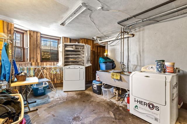 930 3rd Avenue, Eau Claire, WI 54703