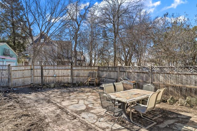 930 3rd Avenue, Eau Claire, WI 54703