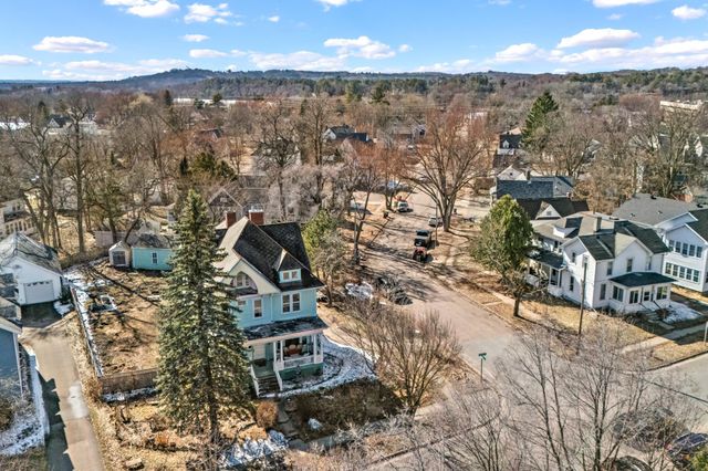 930 3rd Avenue, Eau Claire, WI 54703