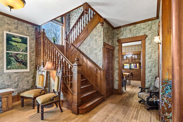 930 3rd Avenue, Eau Claire, WI 54703