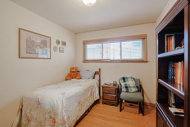 5505 Keeney Street, Morton Grove, IL 60053