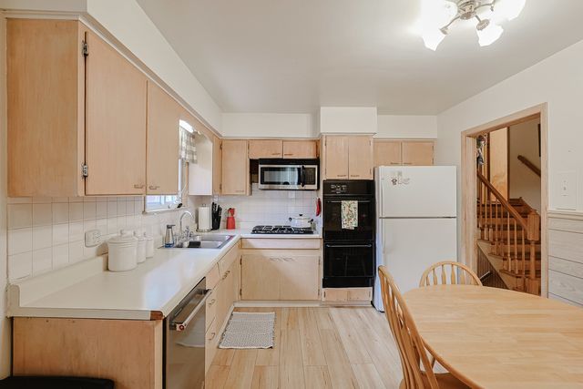 5505 Keeney Street, Morton Grove, IL 60053