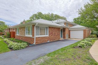 5505 Keeney Street, Morton Grove, IL 60053