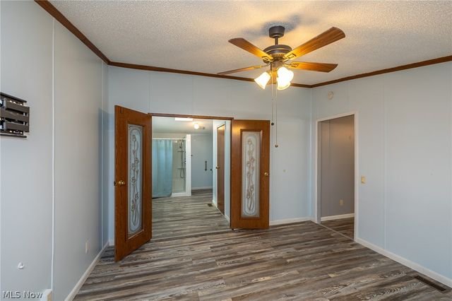 8 Schuberts Alley, Olmsted Twp, OH 44138