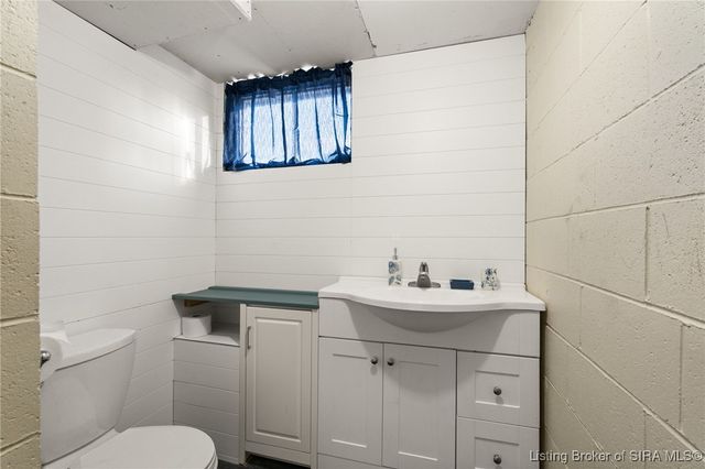 1235 Highway 62 NW, Corydon, IN 47112