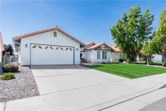 927 Saint Ann Drive, Paso Robles, CA 93446