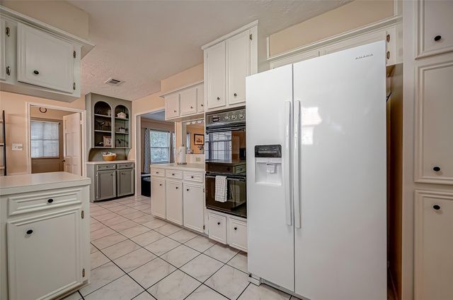 4106 Cypresswood Drive, Spring, TX 77388