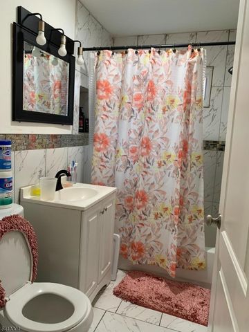 323 Union Ave, Irvington Twp., NJ 07111