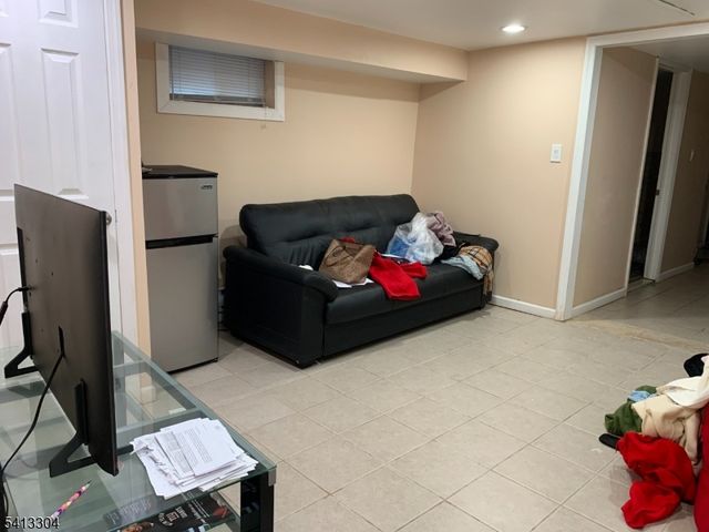 323 Union Ave, Irvington Twp., NJ 07111