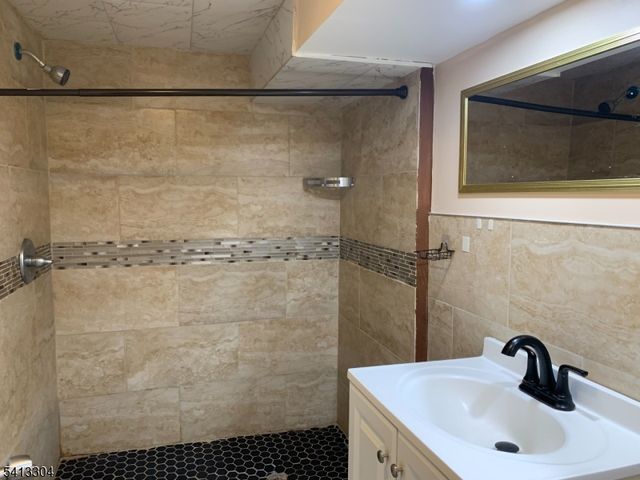 323 Union Ave, Irvington Twp., NJ 07111