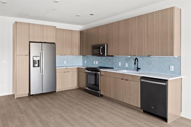 4802 S Congress Ave 420, Austin, TX 78745