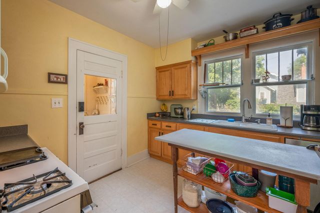 406 W Lewis Street, Mankato, MN 56001