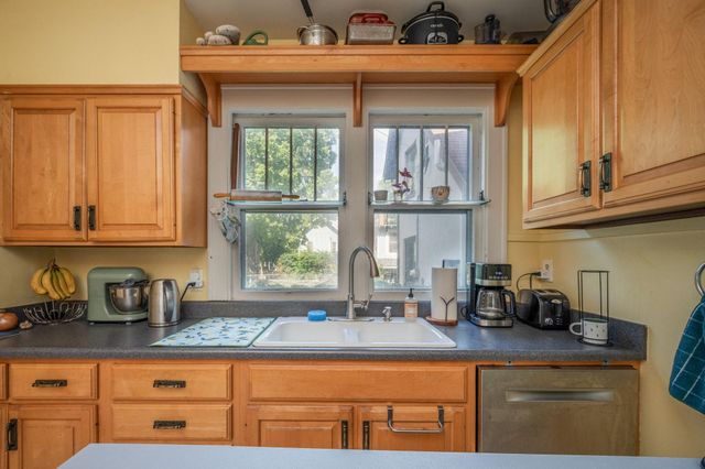 406 W Lewis Street, Mankato, MN 56001
