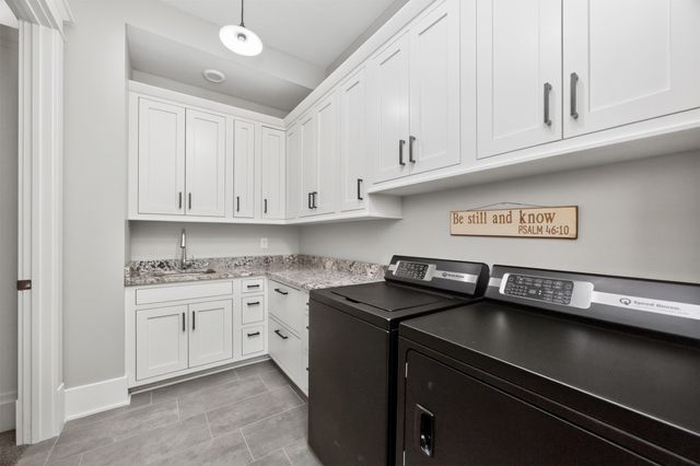 24913 Covenant Lane, Adel, IA 50003