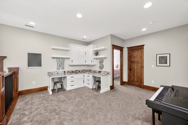 24913 Covenant Lane, Adel, IA 50003