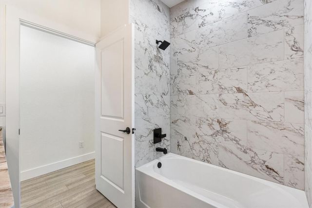 8506 COUNTY ROAD 243, Wildwood, FL 34785