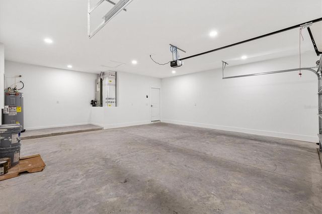 8506 COUNTY ROAD 243, Wildwood, FL 34785