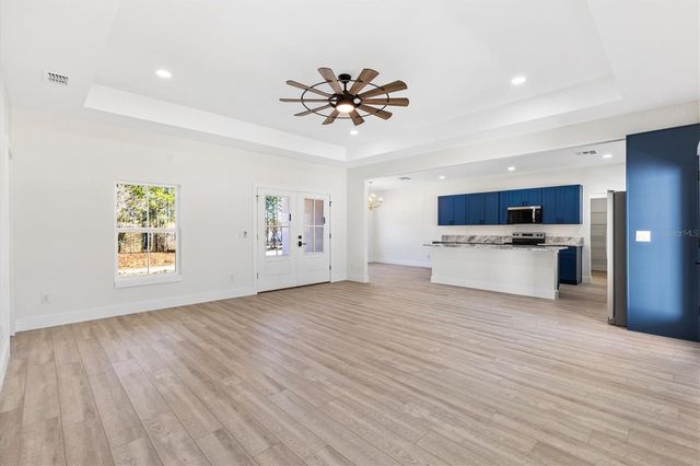 8506 COUNTY ROAD 243, Wildwood, FL 34785