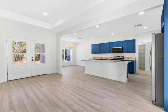 8506 COUNTY ROAD 243, Wildwood, FL 34785